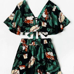 Plus Knot Floral Print Top  and Shorts (short set)